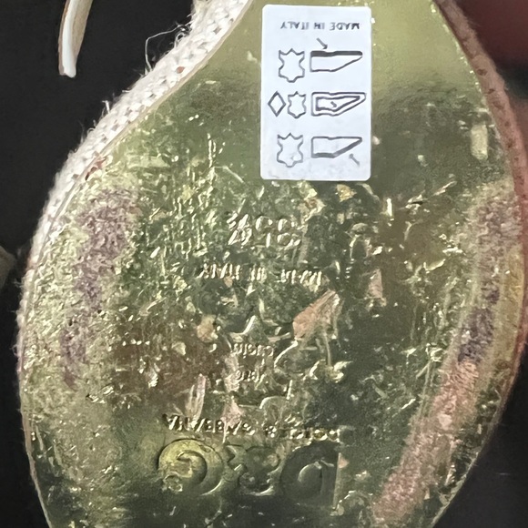 Exquisite Dolce&Gabana wedges. Wore them once.AUTHENTIC - Picture 4 of 7